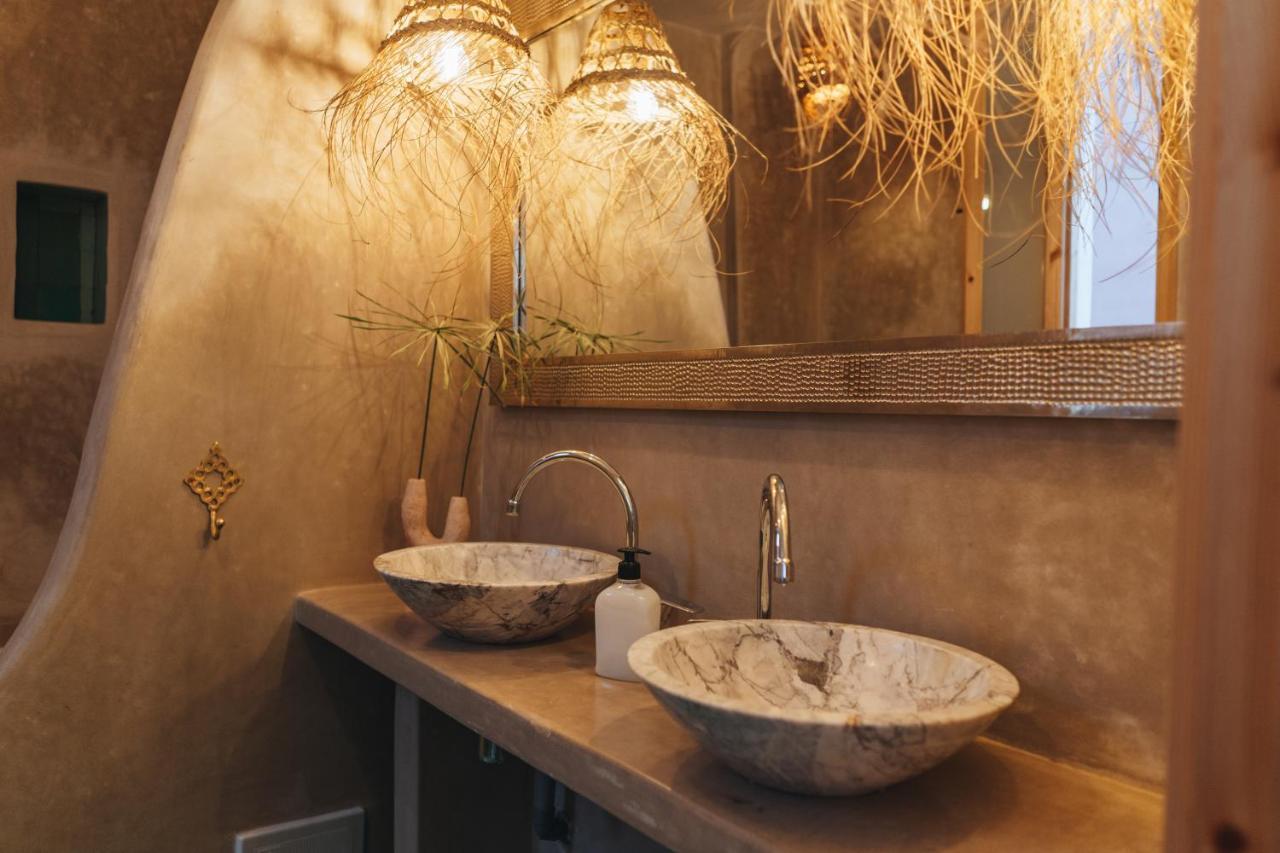 Blue Waves Boutique Hostel Tamraght 외부 사진