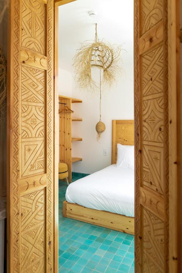 Blue Waves Boutique Hostel Tamraght 외부 사진