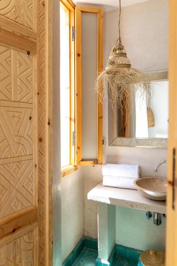 Blue Waves Boutique Hostel Tamraght 외부 사진
