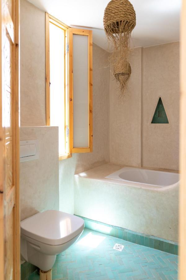 Blue Waves Boutique Hostel Tamraght 외부 사진
